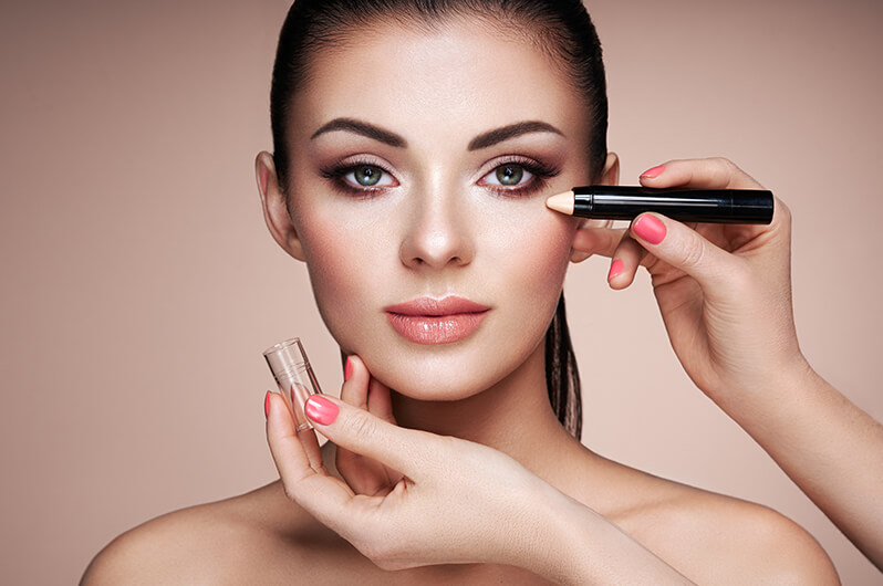 Allure Spa and Lounge Makeup Services